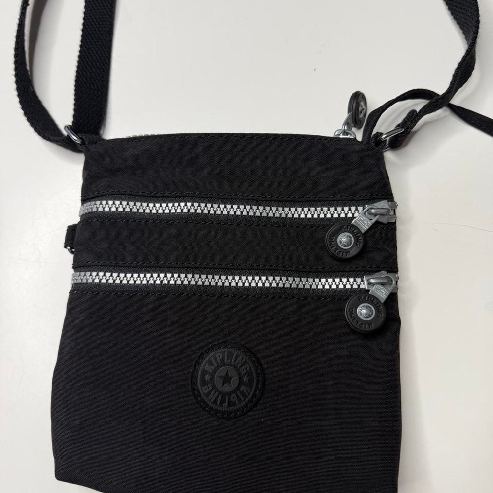 Kipling Black Nylon Crossbody Travel Bag Y2K Multi Zip Adjustable Strap